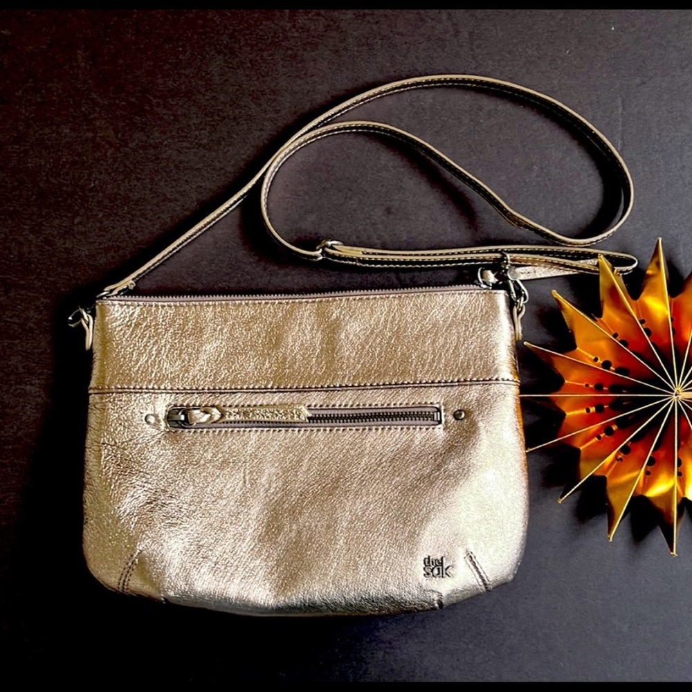 Metallic Gold the Sak crossbody purse- like new